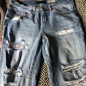 Aeropostale low rise boyfriend jean